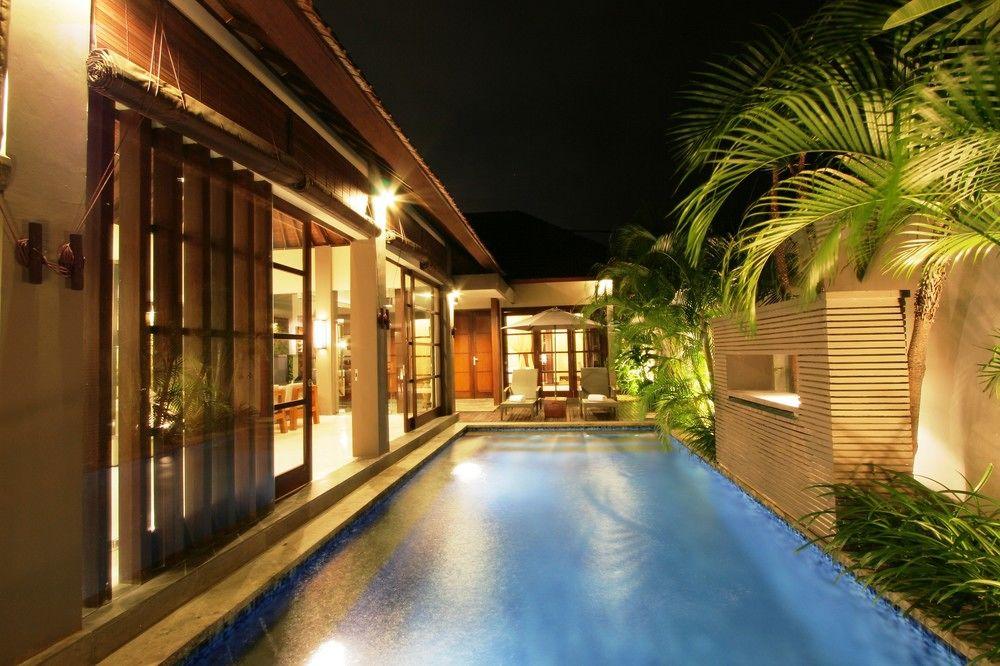 Akara Villa Seminyak Buitenkant foto