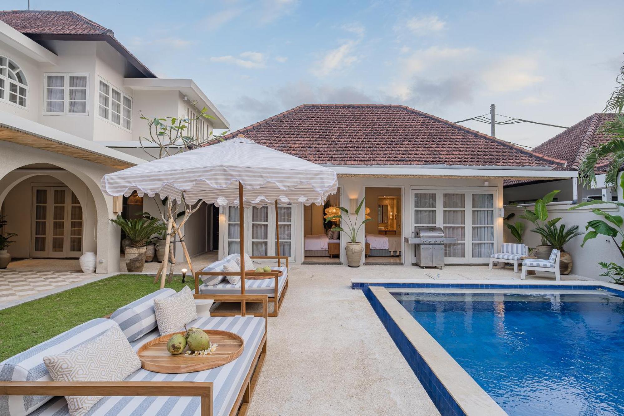 Akara Villa Seminyak Buitenkant foto